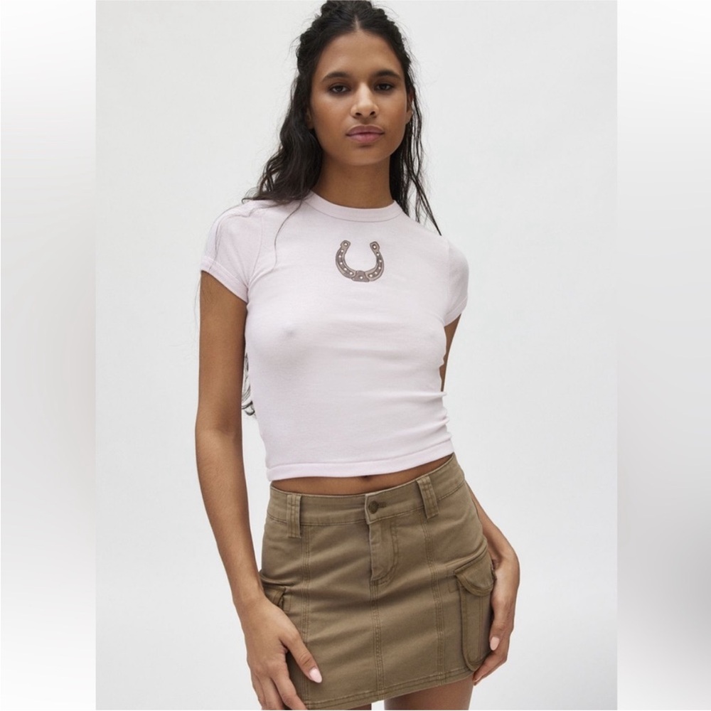 5 for $25🎈NWOT Urban outfitters horseshoe baby tee
